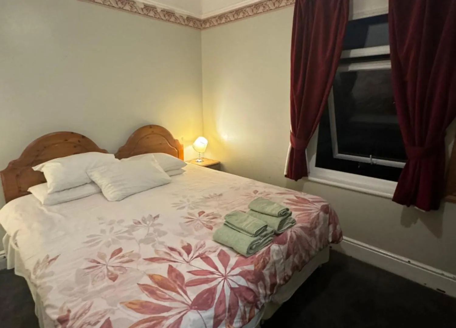 The Bliss 9 Home Stay, Self Check In With Smart Lock, Non Smoking Home In And Out Southampton 0*,