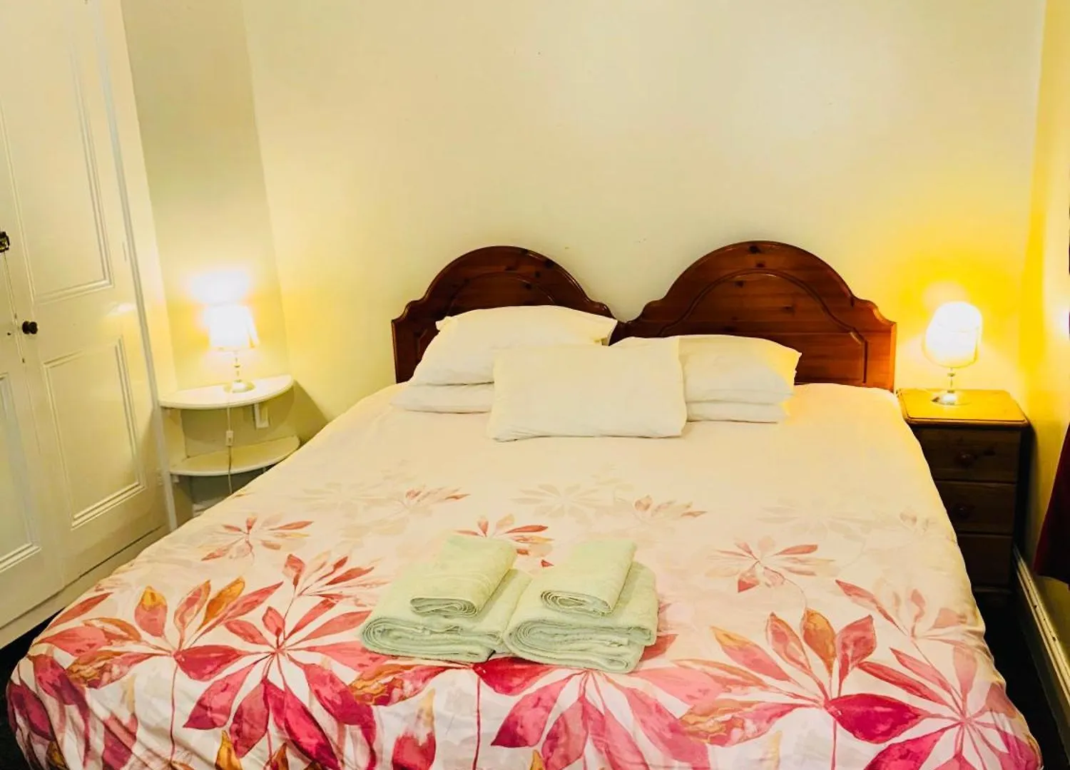 The Bliss 9 Home Stay, Self Check In With Smart Lock, Non Smoking Home In And Out Southampton